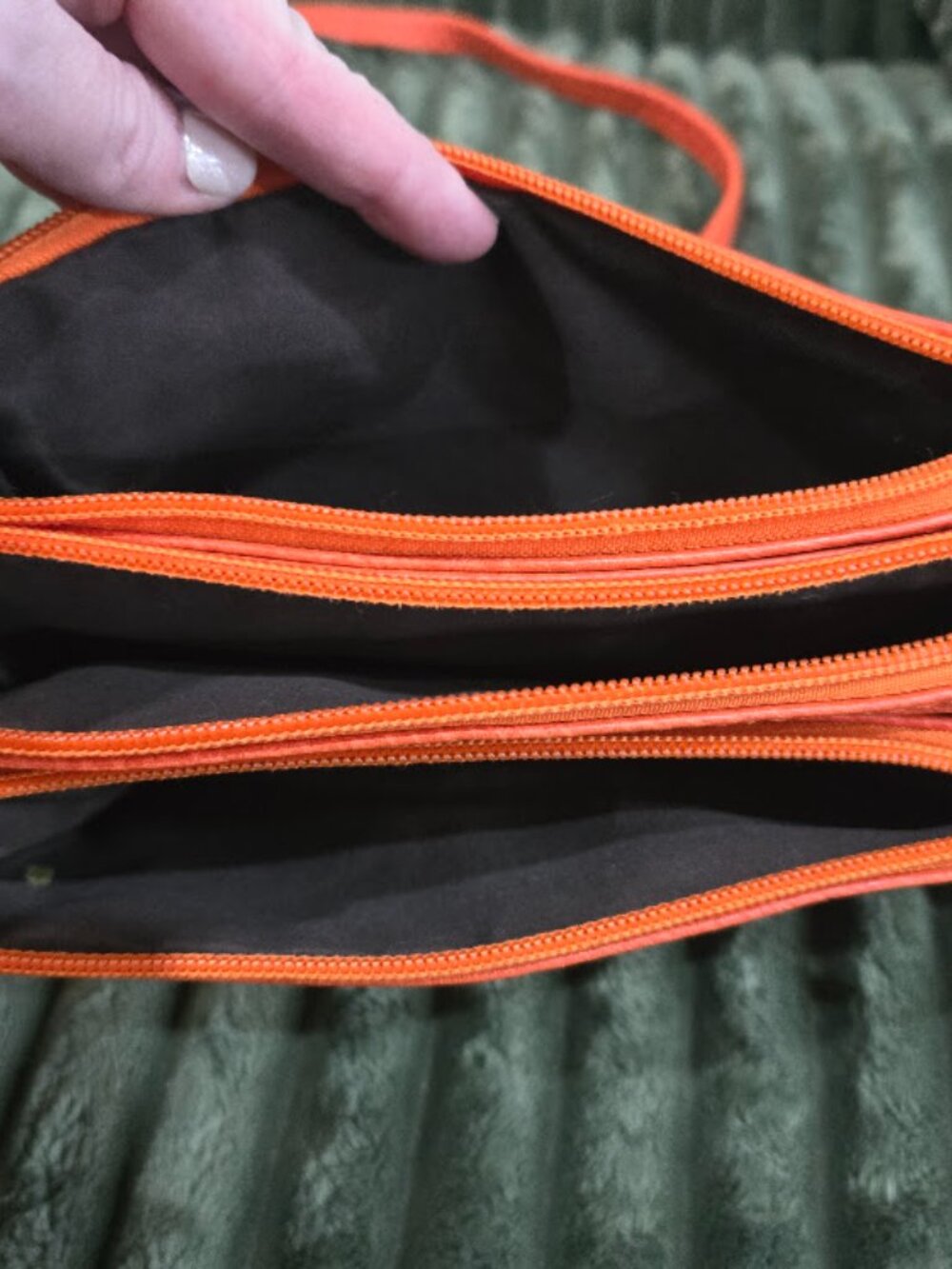 Michael Kors Vibrant Orange Crossbody, Clutch Handle, Three Pockets - Picture 6 of 11